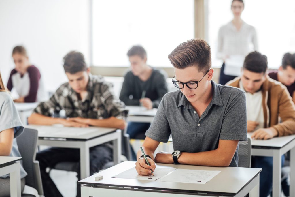 Studenti