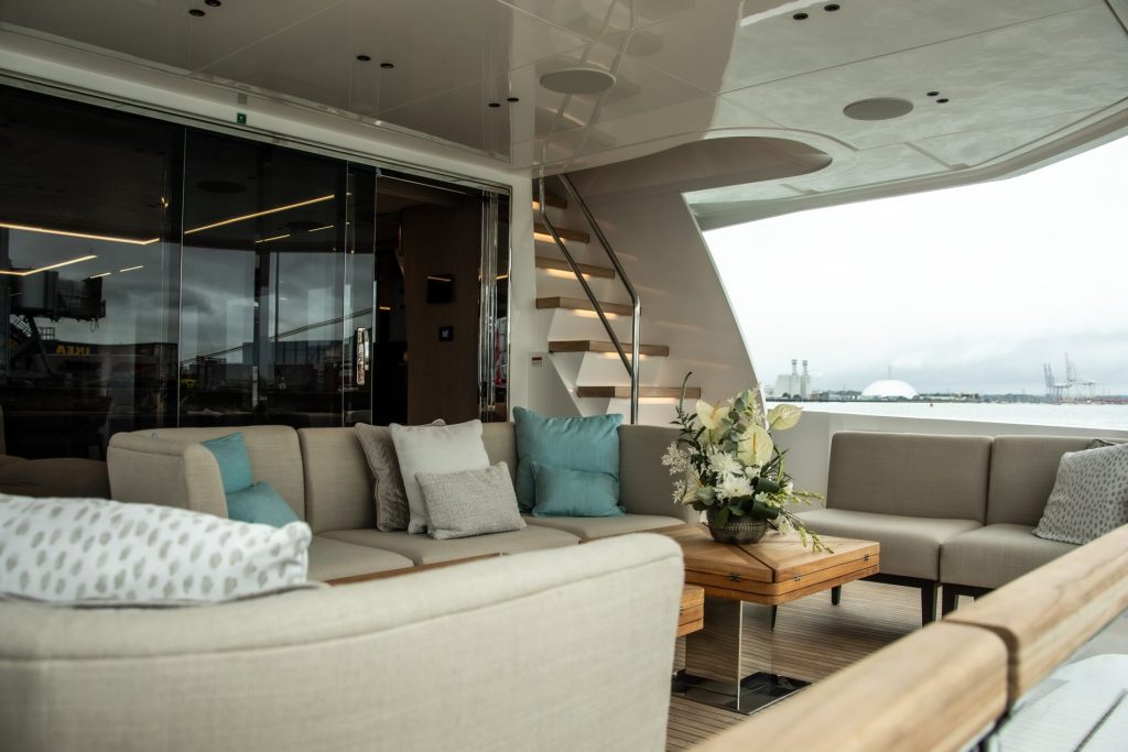yachts