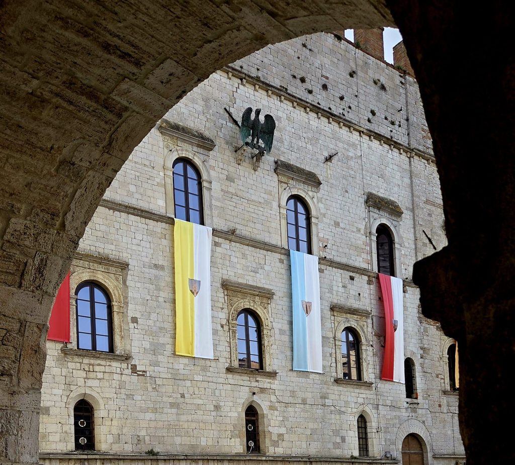 Todi palazzi comunali